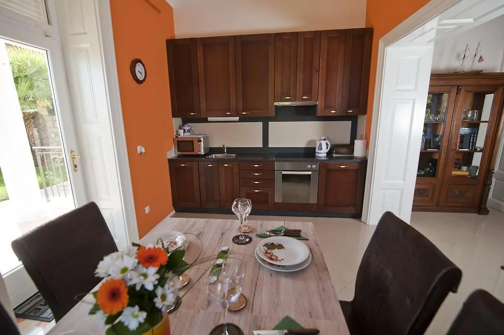 Apartment Apartman Isadora Opatija