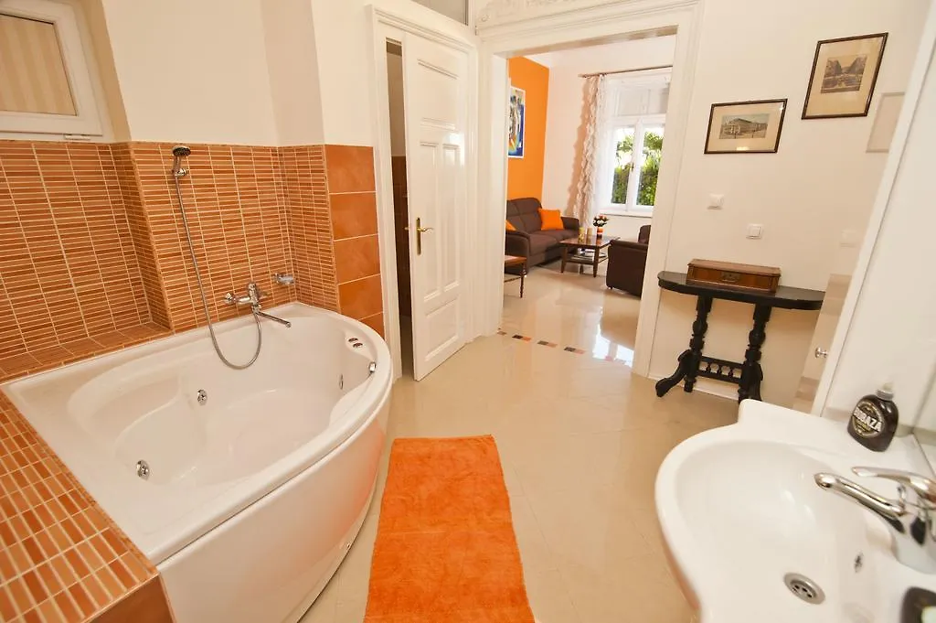 Apartment Apartman Isadora Opatija